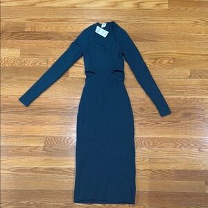 Elegant Long-Sleeve Cutout Dress